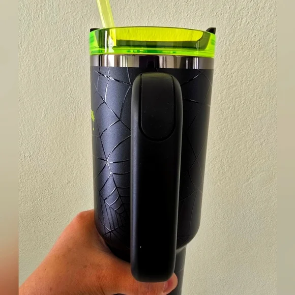 NWT Stanley Halloween Spider Design Web Glow Quencher H20 Flowstate 40 oz - Picture 8 of 9